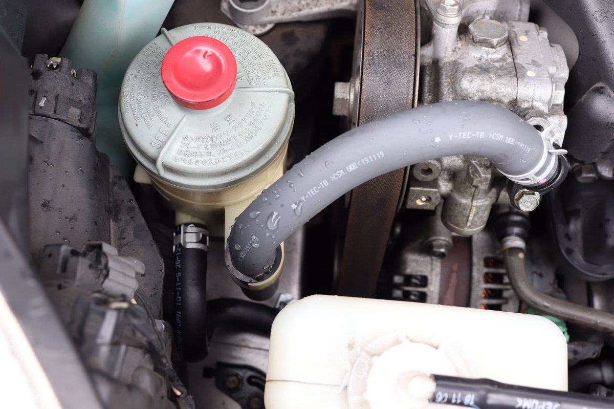 アスリート湘南波乗り自動車 こんばんは アスリート湘南波乗り自動車 の川崎です ホンダ ステップワゴン パワーステアリング異音 修理 行いました 点検 パワステホース パワステオイル Honda Stepwgn Rg1 パワステ異音 パワステ修理