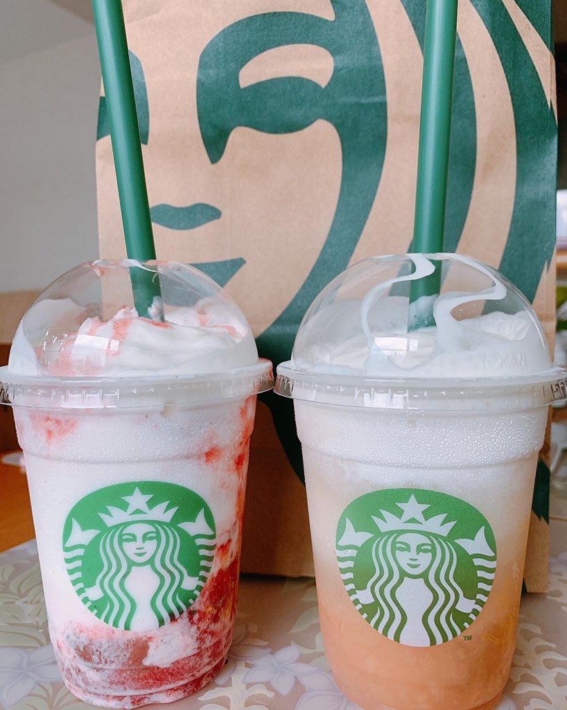 pretty_tiara's tweet photo. #ミルクイチゴフラペチーノ 🍓
と今年も #ジューシーピーチフラペチーノ 🍑to go🛍
ピーチにはわらび餅追加😋
わらび餅合う！！
#starbucks #starbucksjapan #スタバ https://t.co/pCn9qYCI3G