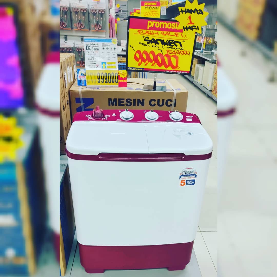 HypermartP's tweet image. Flash sale ini hanya berlaku tanggal 25 Juli 2020 ya,Dan berlaku lewat layanan Chat &amp;amp; Shop, Park &amp;amp; Pick Up dan juga pembelian langsung di toko! Jadi, catat tanggalnya dan jangan sampai ketinggalan flash salenya.

#hypermartpakuwon