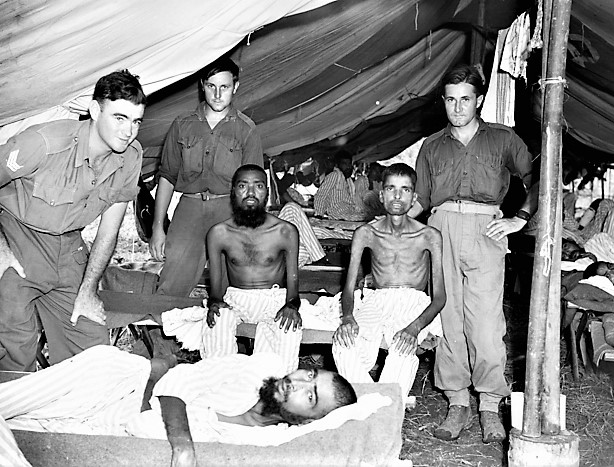 2/5 As Australian troops advanced in 1944/45, they were surprised to find bedraggled groups of proud but emaciated men, sometimes wandering thru’ jungles or detained in camps. Almost 6,000 Indian POWs were found on northern New Britain, around the huge Japanese base at Rabaul.