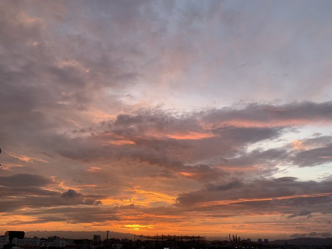 夕焼け 高画質 のtwitterイラスト検索結果 古い順