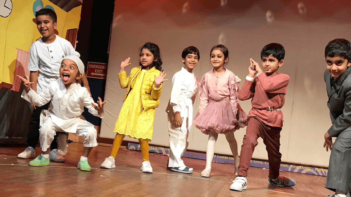 DreamingChild3's tweet photo. Dreaming Child provides an environment where this is actively fostered . Children will gain exposure to Rhythm and Movement exercises, Improvisation Theater Games, Puppet Theatre and Musical Theatre. The culmination of this is in a show on Google meet. 
#Delhi #theatre #classes https://t.co/irQ366pxPh