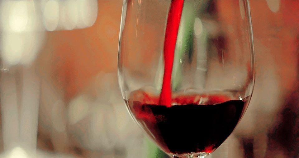 GeorgiaWineland's tweet photo. 🇬🇪☀Khvanchkara-Comrade Stalin's favorite wine
🍷Brothers Askaneli ''Khvanchkara''is one of the most famous Georgian wines.
Wine:Red-semi-sweet
Region:Racha-Georgia
Grapes: Alexandrouli-Mujuretuli
Manufacturer:Brothers Askaneli
Fortress: 1️⃣2️⃣,5️⃣
Volume:0️⃣,7️⃣5️⃣ L
Price from 4️⃣0️⃣$ https://t.co/VkThRmYpN5