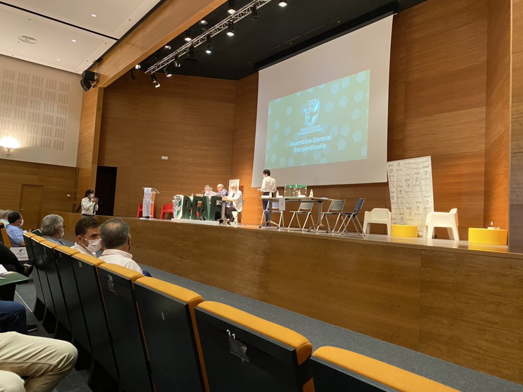 Nuestro club presente en la asamblea general extraordinaria de la Real federación Andaluza de fútbol