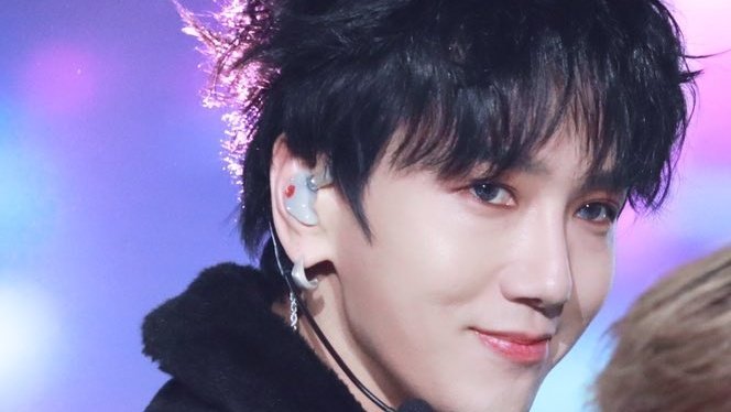 LiraMelo3's tweet photo. My motivation and my heavenly strength @shfly3424 I love 😍😘🌹🙏. #YESUNG #ProudOfYesung #whenWeWereUs #SuperJuniorKRY #SUPERJUNIOR @SJofficial
#ExaELF #ExaBBF https://t.co/84g0OOT0D3