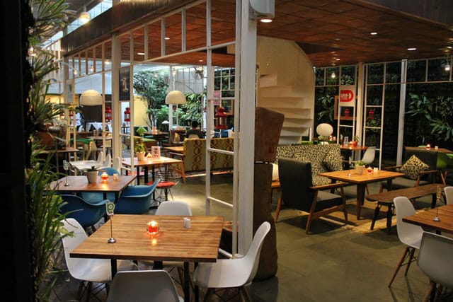 EcowishFur's tweet photo. What's the thing you look for when you are with your friends to just eat and talk?
Yess!It's Comfort!💚
And a place brings comfort with the right Ambience that includes soothing Furniture!
We at Ecowish realize that and give you the comfort you need! https://t.co/GLdg3qfA8Z