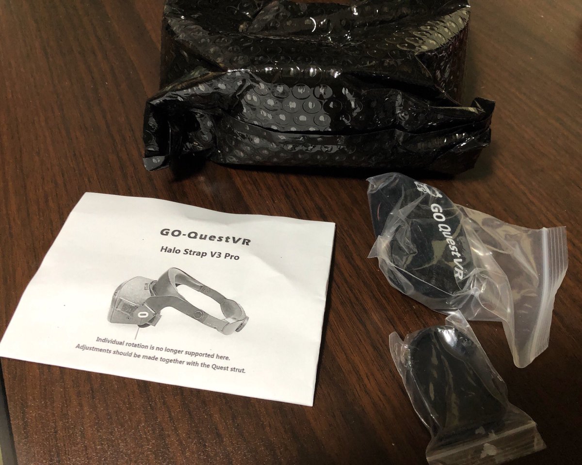 VulpeS404's tweet photo. 壊れたHalo Strap v2の代わりにv3届いた
だいたい2ヶ月くらいかな
@ZGFTECH
#OculusQuest
#GoQuestVR
#HaloStrap https://t.co/ToBpHXBT5Q