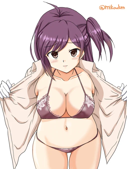 ワンドロやネタの巡りあわせの都合上、一昨年ぐらいから陽炎型は描いてないなー。依頼物の18R絵でなら陽炎は去年描いてるけどツイッターには出せねえ(汗 
#みなさんの陽炎型のイラスト見せてください 
