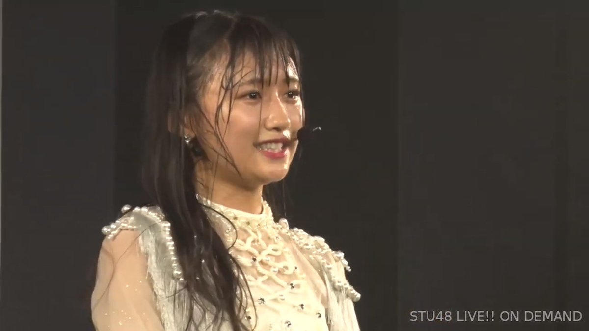 MC2 Heavy breathes bec of that dance medley. I felt so tired for her, but you know she dances so passionately, hair tangles, heavy breathing and sweat be damned.