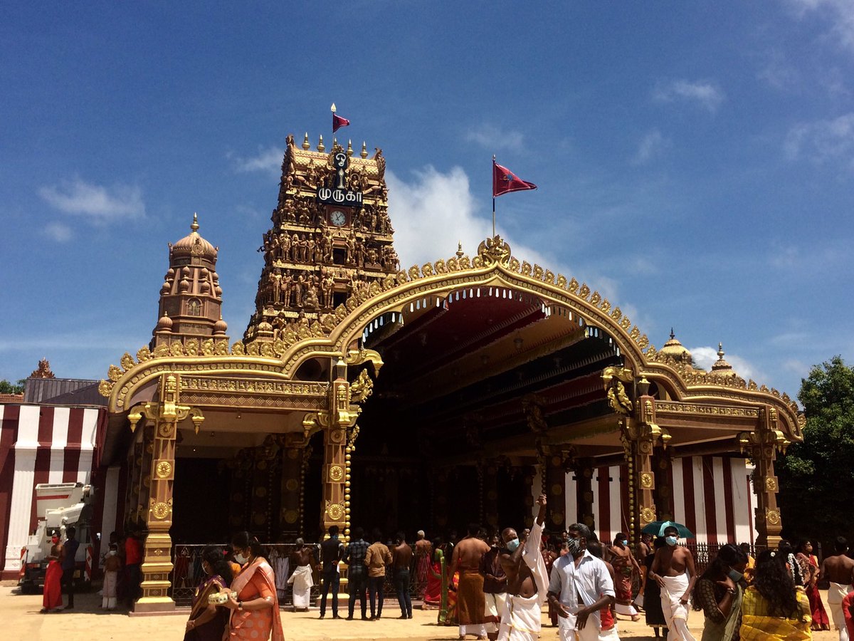 KALIARULAR_EROS's tweet photo. Today #KODI #ERTHAM at #NallurKandaswamyKovil #Nallur 25-7-2020 #Jaffna SriLanka #KaliArulpragasam #NallurFestival #VertiVale #Murugan #Muruga #Saivam #Hinduism #Tamil #Spirituality #FlagIsUp #Day1 🚩💐🌞🔥🙏🏽🔥🌕💕💐 https://t.co/yJL2B8Dt8e