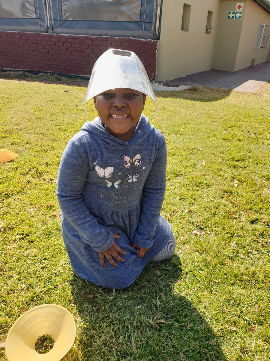 MeganRhind's tweet photo. Grade 1 learners are having FUN at their FUN DAY!! @JacaCollege #jcproud #ilovemyschool https://t.co/ZroYvh9KLe