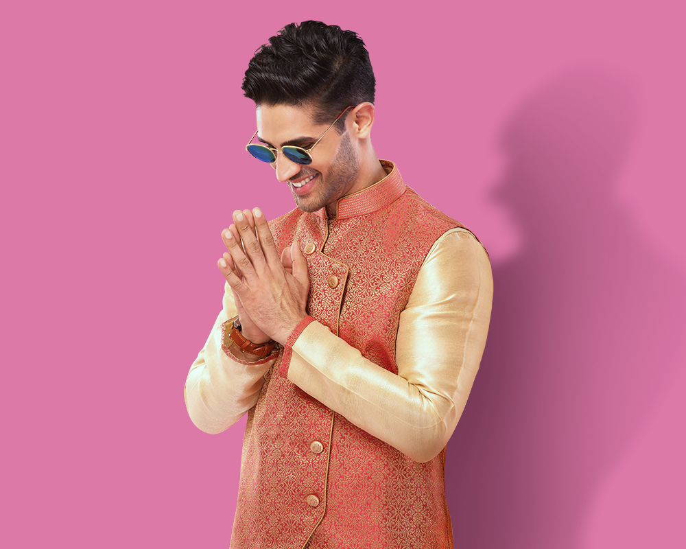 Manyavar_'s tweet photo. What more could we have asked for other than a union of a Banarasi jacket with a silk kurta!
Look your best only with traditional outfits from Manyavar. Book an appointment or shop online - https://t.co/TCIxAXeFpi
#Manyavar #kurtajacket #celebrationwear #traditional https://t.co/r7j4Xil9Zy