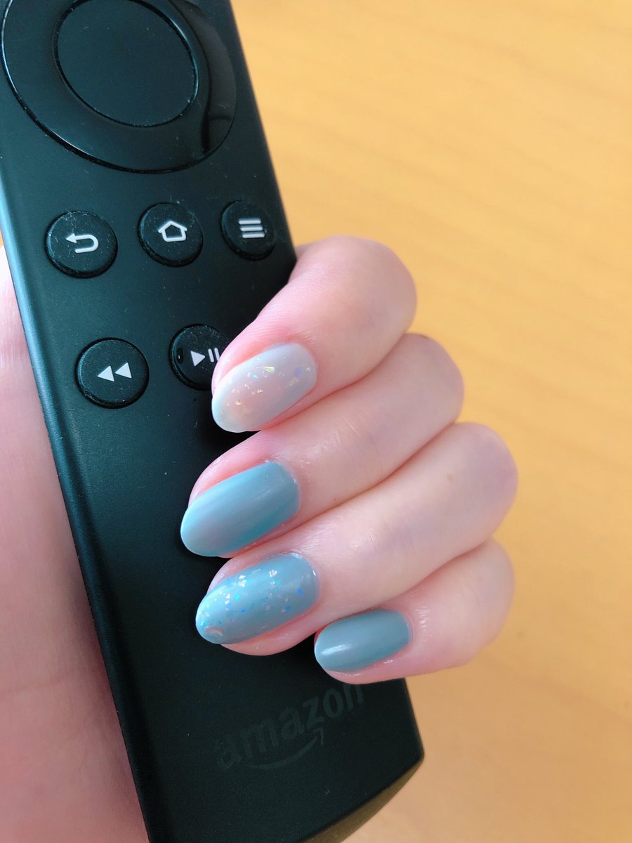 すりガラスネイル💅