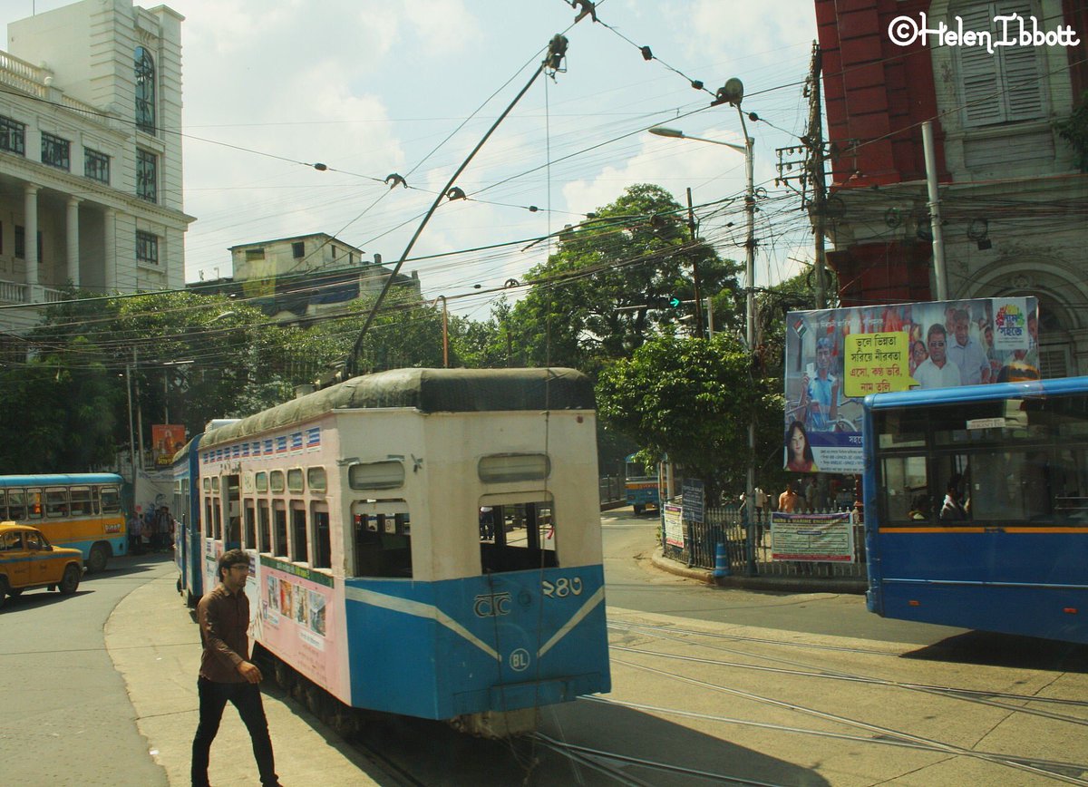 HelenIbbott's tweet photo. @_CTUA_ @ArchaeoNomad @AmbLindnerIndia @AnumitaRoychowd @IndiaUitp @urbanvoicesin @giz_gmbh @MamataOfficial @rangan_datta @FirhadHakim @HariNilesh #TramsOfKolkata #Kolkata #2016
Different edits of the same city scenes.๐๐ฎ๐ณ https://t.co/81l4WBoagJ
