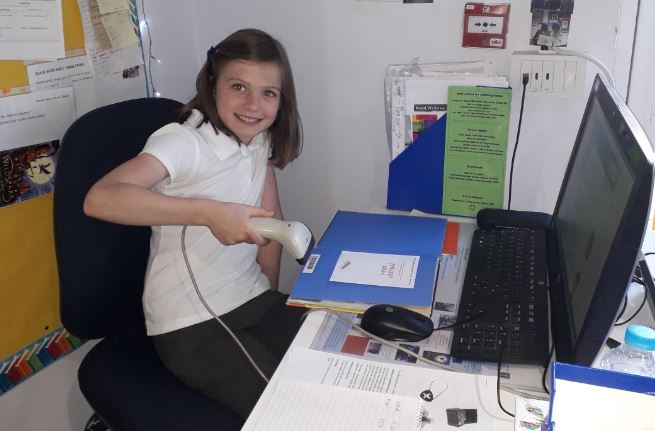 WSCCNews's tweet image. This year’s winners of the West Sussex Pupil Librarian of the Year Award have been announced by @WestSussexSLS.

✉️... and the winners are 🥁🥁🥁🥁🥁 

ow.ly/Gi3j50AGXWx

@GlebePri @RudgwickPriNews