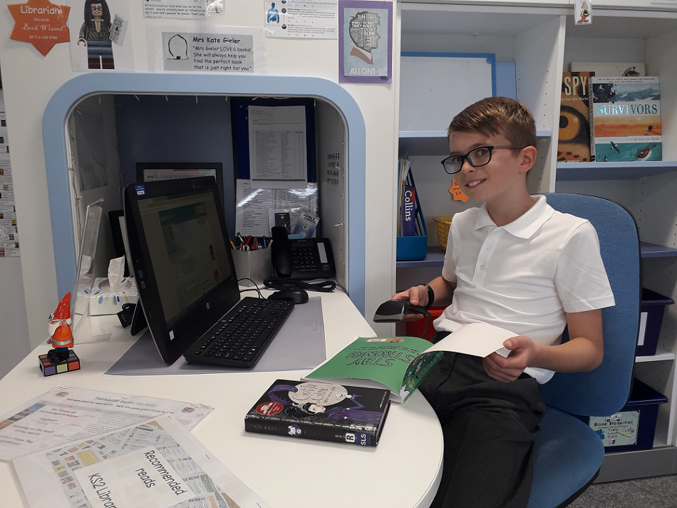 WSCCNews's tweet image. This year’s winners of the West Sussex Pupil Librarian of the Year Award have been announced by @WestSussexSLS.

✉️... and the winners are 🥁🥁🥁🥁🥁 

ow.ly/Gi3j50AGXWx

@GlebePri @RudgwickPriNews