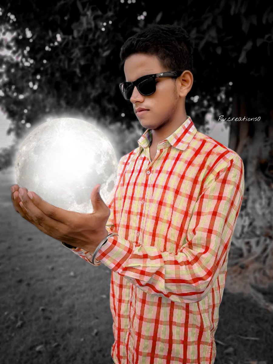 raghavkchy01's tweet photo. Moon Artwork...
.
Edit by me @rvcreations0 
.
#rvcreations0 .
#rkceditz 
#r_kay0 
#kellansworld https://t.co/L1tZrgAcpR