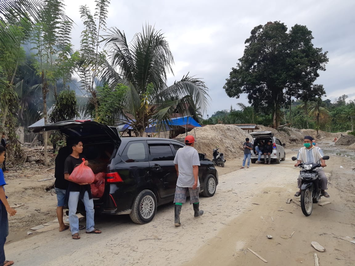 humansociality's tweet photo. Assalamualaikum temen-temen sahabat peduli HS 😊

Alhamdulillah ASB sudah melakukan pengumpulan dana untuk BANJIR BANDANG MASAMBA terhitung mulai tanggal 18/07/2020 sd 20/07/2020 terkumpul dana sebesar Rp. 1.000.000,-. https://t.co/hWZXyEzVN8