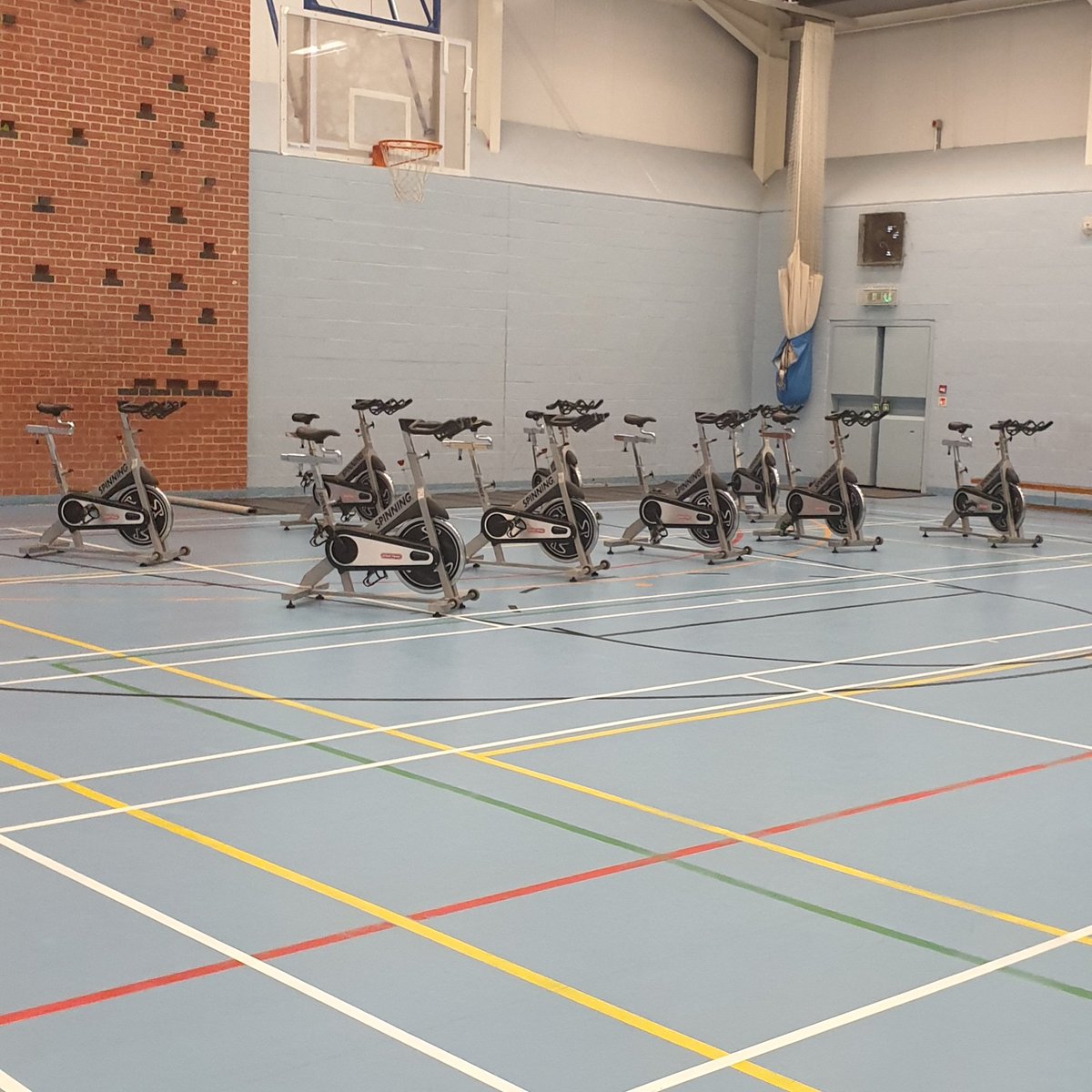 SammiKnell's tweet photo. So 130 days I can get back to work.!!!! Teaching 3 classes in a row probably not the first day back I wanted๐ฅด. #gymsopen #studiocycling #bodyblitz #lbt #welcomeback https://t.co/EAB1OI0KPa