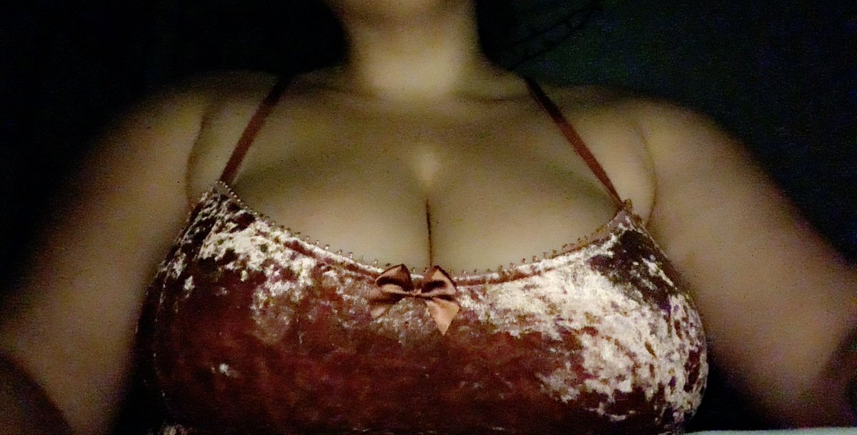 KoKoSimpin's tweet photo. Wanting to make some videos for someone. 🤔🥰 add my premium snap kokosimpin #sellincontent #buyingcontents #nudes #premiumsnap #bbwsnap #bbwcontent https://t.co/xfNrzT2HpT
