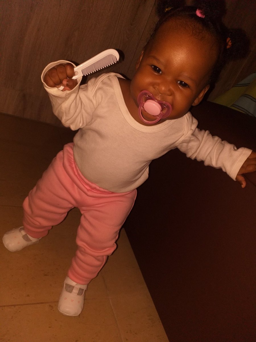 Mgcinaina's tweet photo. @tumi_lediga I'm a 22year old. My daughter turned 10mnths yesterday. My boyfriend which is the baby daddy passed away in a car accident and I was only a week pregnant. That was in 2018 December So it's so sad that I went through the pregnancy without him and all the negative talks. https://t.co/zlGBhmb5Id