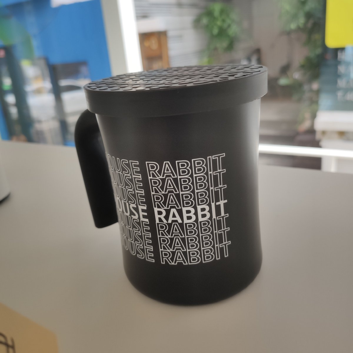 storelic's tweet photo. [ALL COUNTRIES PRE-ORDER G.O] #MOUSERABBIT's Stainless Mug Cup

💳 to order: https://t.co/7rshhks0wV

#Yesung #SuperJunior #SuJu #SJ #슈퍼주니어 #슈주 #예성 #마우스래빗 #Mobbit https://t.co/zsyBt4sFqF