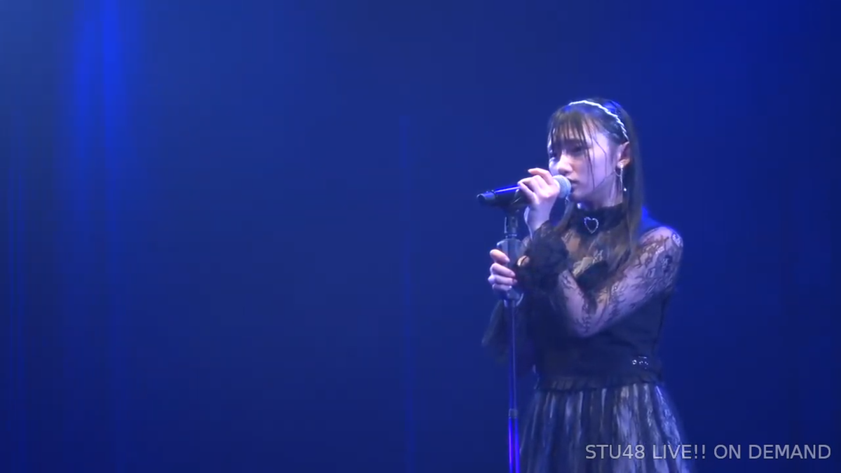 (12) AKB48 - Coin TossLet's go Naachan solo! This is why i love miyumiyu, she's a total performer! She's an amazing charismatic dancer, yet a semi-stable singer. Love this performance!!