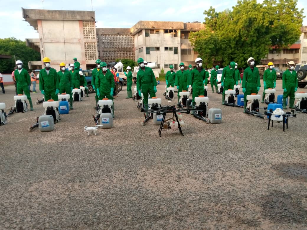 grace_me55's tweet photo. The Upper West Region currently has 1 active case of the coronavirus but nothing is going to be left to chance as about 109 markets and other public spaces are disinfected today!
 #BeatCOVID19
#ZoomlionDisinfects
@mlgrdgov 
@MBawumia 
@konkrumah 
@vectorpesgh 
@UmaruSanda https://t.co/ysmBqWTplA