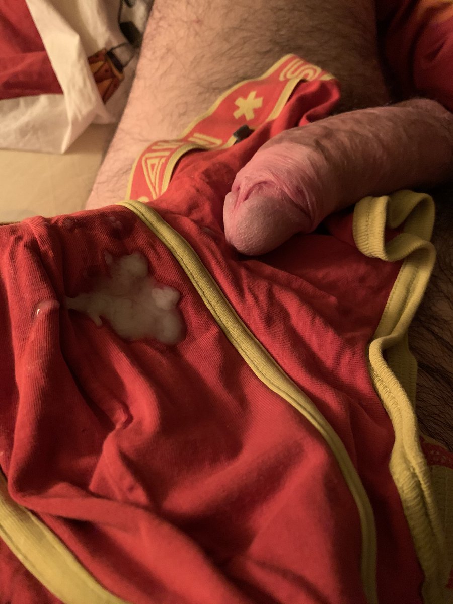 Réveil humide pour <a href="/ma_queue/">🔞 Ma-Queue 🍆</a> 💦 💦 j’ai lâché une bonne dose de jus. Des vitamines pour le petit dej’ 🤤 #MaQueue #cum #rawcock #lovecum #branle #jus #horny