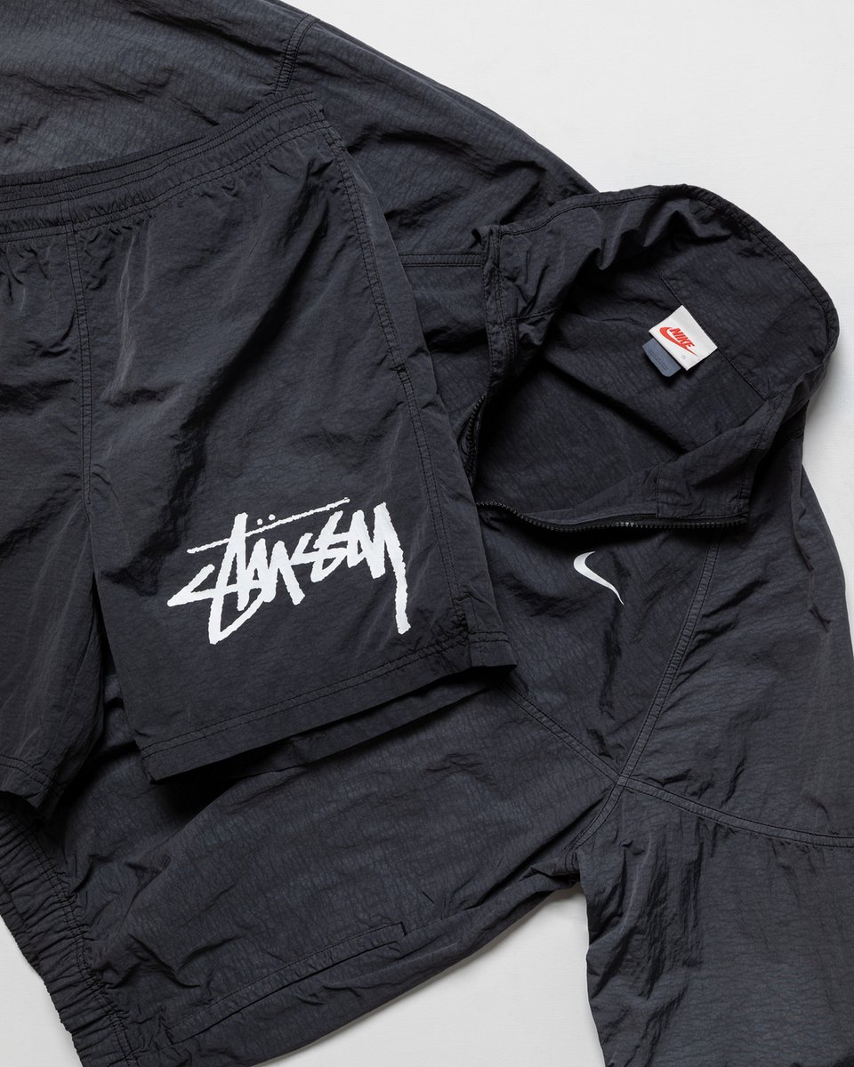 end nike stussy
