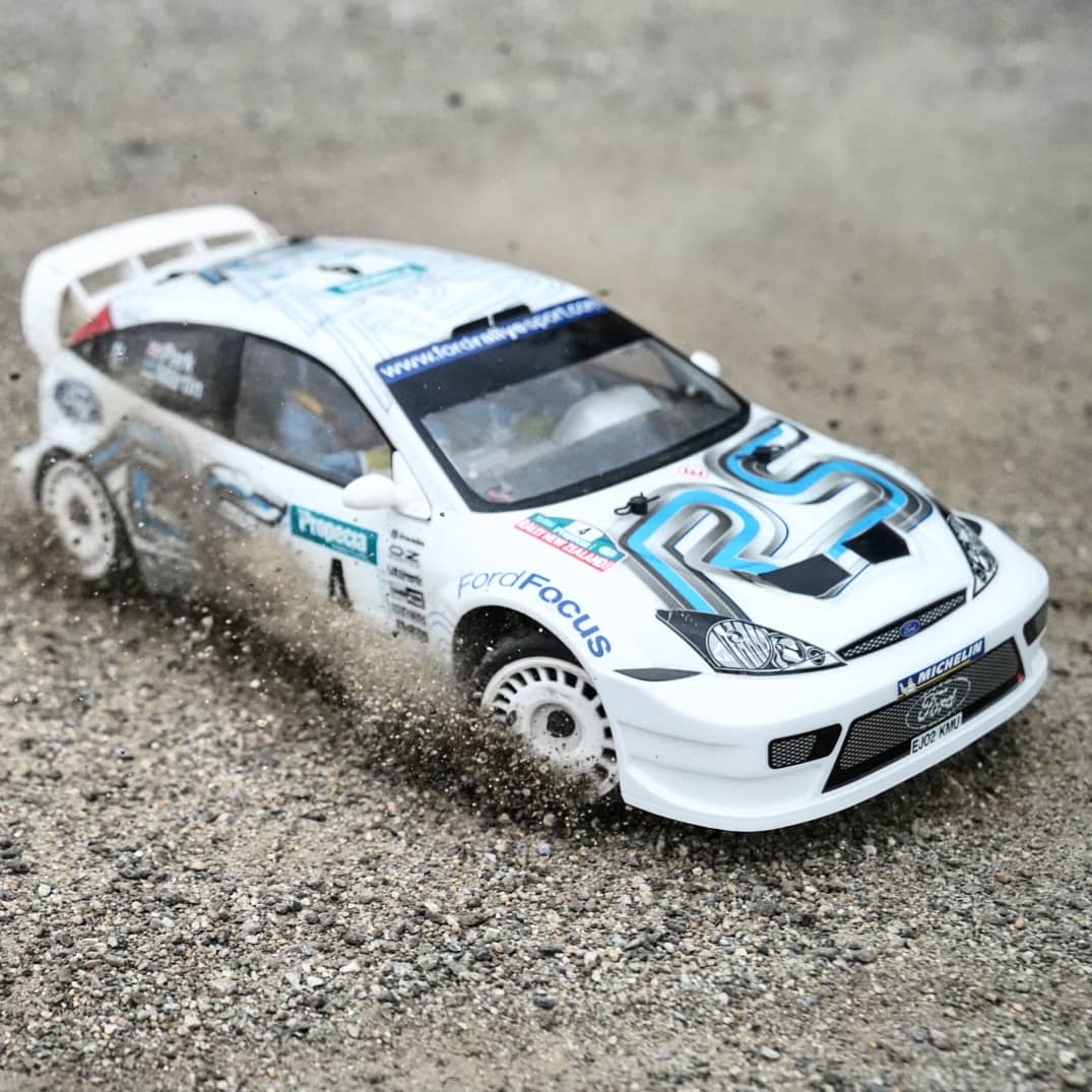 Throwing some dirt into the air with the beautiful Ford Focus RS WRC 2003 💪

#ford #fordrally #fordfocusrswrc #ford #focusrs #FocusRSWRC03  #rallyrc #rcrally #rcrallye #tamiya #rcrallycar #fordfocusrs #rchobby #rc #rccar #rchobby #xv01 #rclove