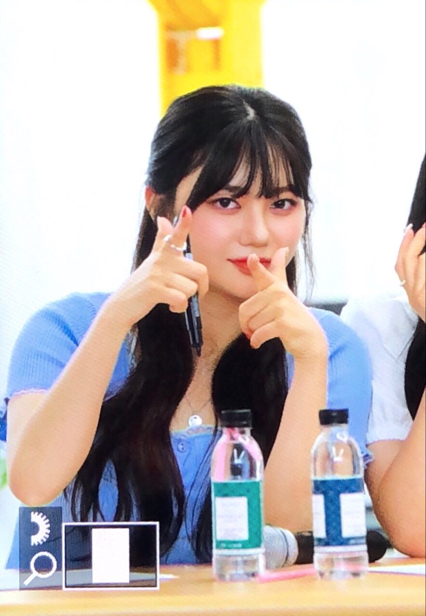97O727's tweet photo. 200725 프리뷰
#ANS #에이엔에스 #리나 #LINA

우리집 효녀 고양이 😻♥️ https://t.co/EUEPurBZAV