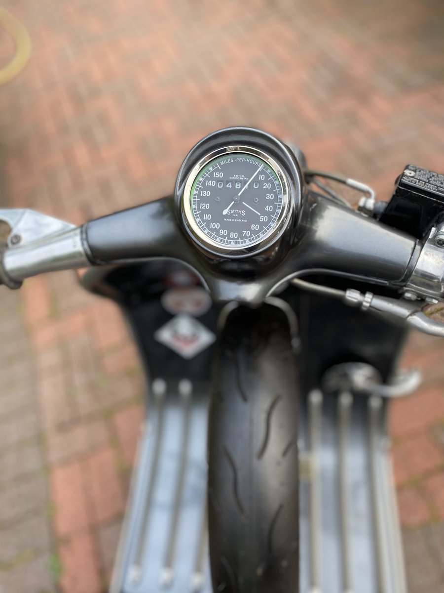 robert2burns's tweet photo. Patient leaving the clinic following a complete top end rebuild as a result of engine builder using the wrong piston.. now one fast, sorted RB252 engined S1 #drrobertlambrettaclinic #lambretta #S1 #RB252 https://t.co/ny0iQUs7py