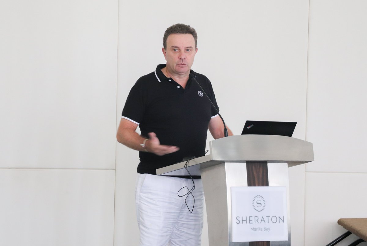 sheratonmnlbay's tweet photo. The Sheraton Manila Bay community stands united virtually as we hold our first digital associate recognition on July 21, 2020.
#DistanceMakesUsStronger
#MarriottStrong https://t.co/10fAOuFrpm