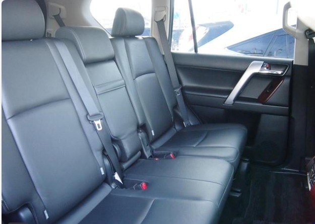 BarizimotorsKe's tweet photo. 2013 Toyota Prado TX at only Kshs 4.5M negotiable.
Features : 2700cc Petrol, 7 Seater, Fully Loaded, Leather Seats, Alloy Wheels, Low Mileage.
Call or WhatsApp us on 0716682692
https://t.co/Dm9f2BM2DF
#barizimotors
#barizideals
#executiverides
#legitdeals https://t.co/L2tqbiTarX