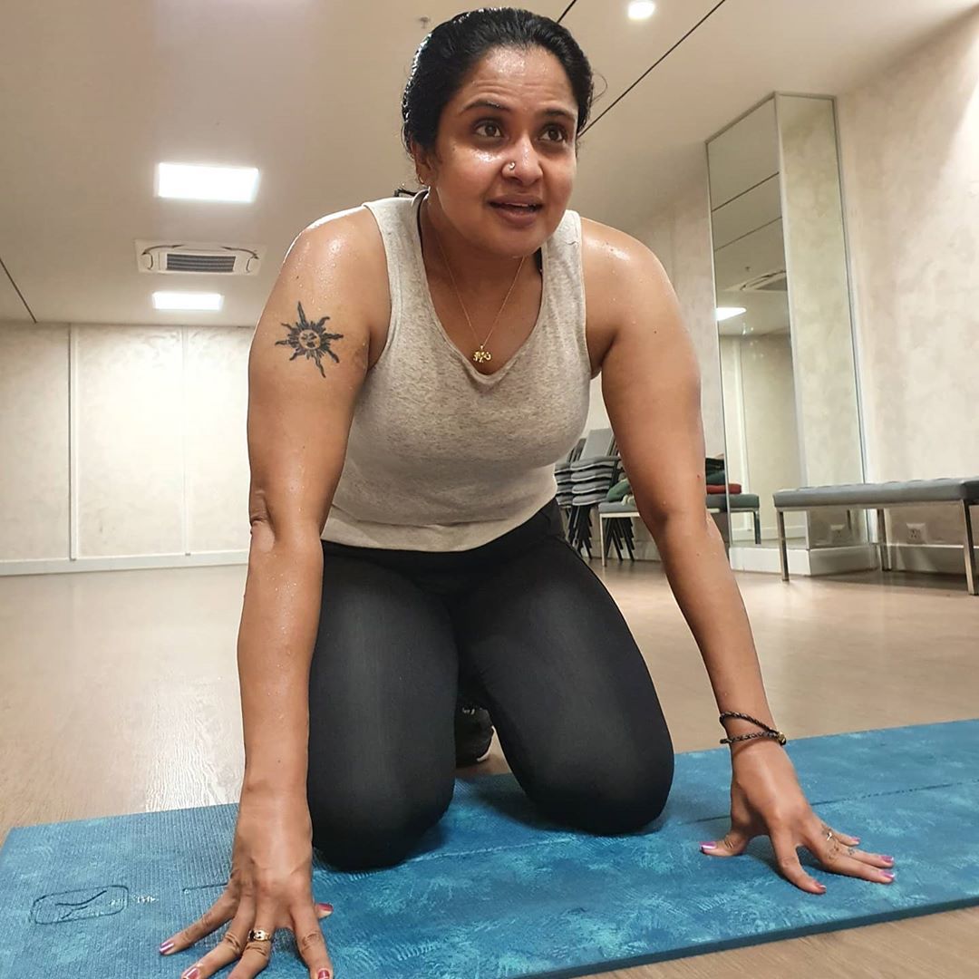 Pragati Aunty, Hot Pragathi Collection, Sexy Actress Pragathi iiQ8