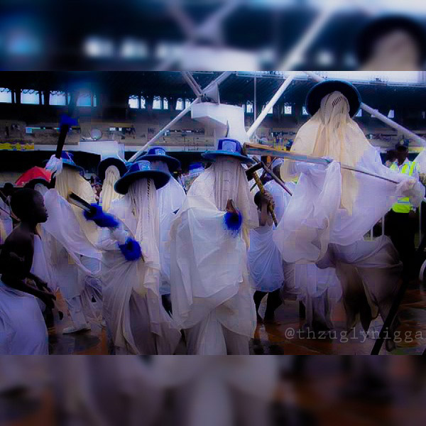 ThzUglyNigga's tweet photo. Before and after editing a Lagos Island masquerade called EYO.
@Photoshop psx made this possible.
#phonephotography #photographer
#photoshop #cyberlink #phonecreativity #photographer #photodirector https://t.co/fKsrtjhyMq