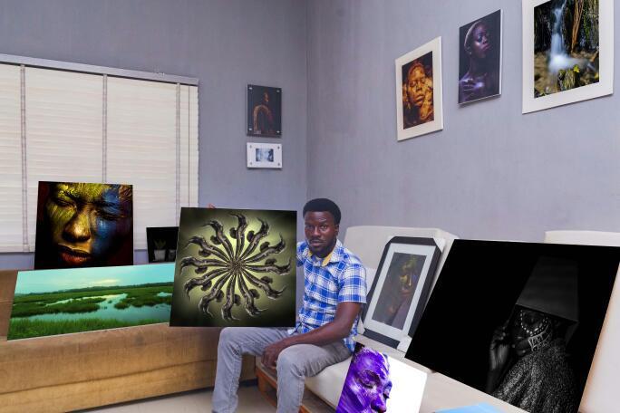 olufekoadesanya's tweet photo. @DONJAAZY I have finally joined the #vbank #Vbanking here is my hustle.
#BetwayGameOn #BetwayBbnaija
let my works beautify your walls
I am a photographer (events, portraits &art)
I sell art works for corporate and personal usage.
+2348076248703
#ObasekiFlagsOffToday https://t.co/sQ8OTiagq0