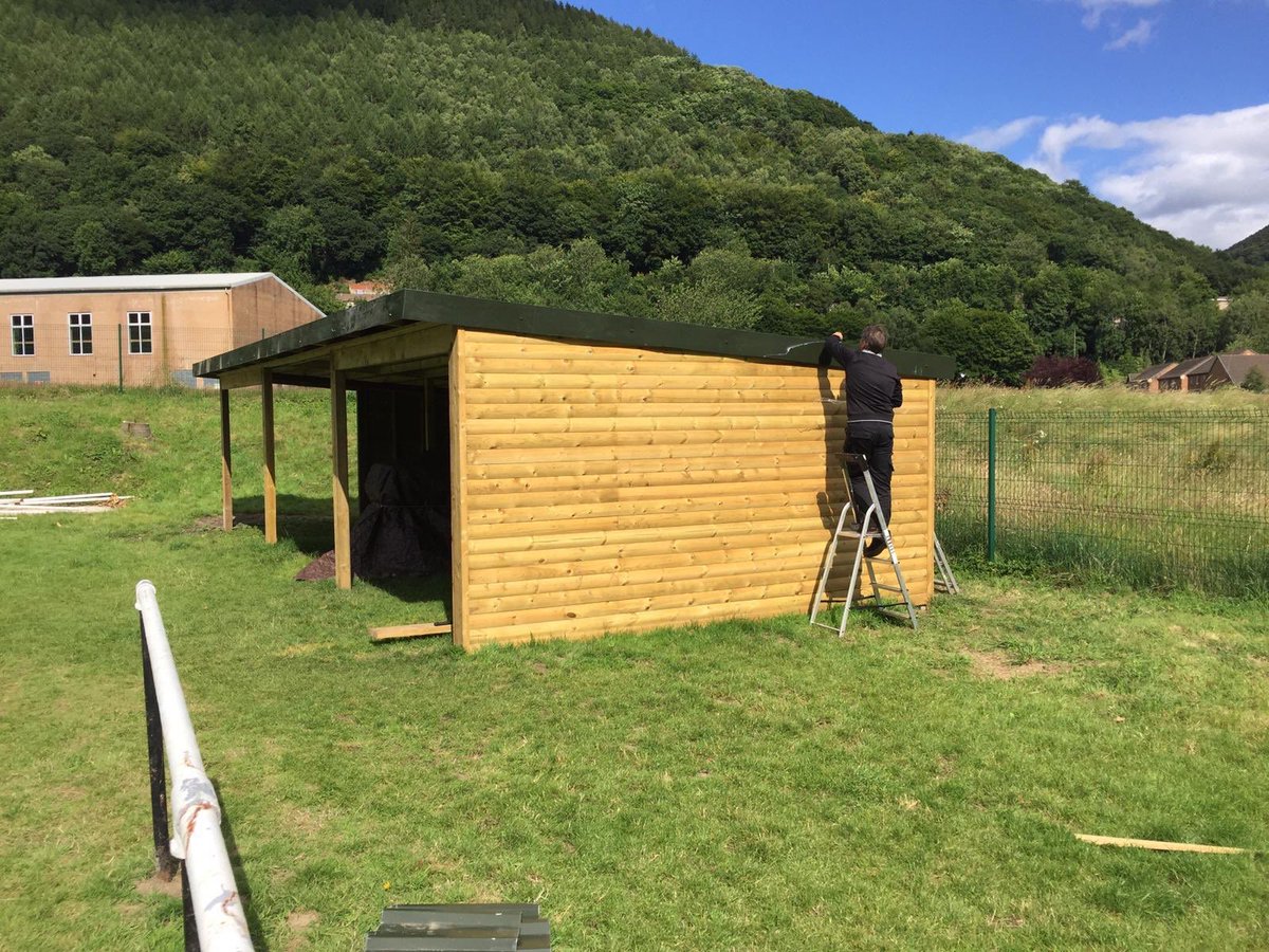 AbercarnUnited's tweet photo. Final Stages of the build for our new ‘Carn Cabin’ ... Matchday Refreshments not too far away... shout out to Rory, Beany and the Vets through Lockdown - can’t thank them enough!

#CarnCabin
#progress
#AUFC https://t.co/VSZJTiwYII