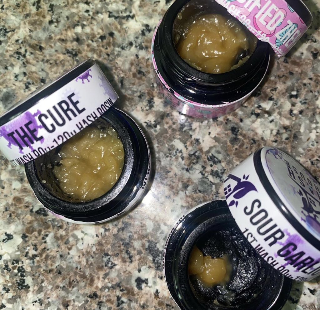 CplugTh's tweet photo. #solventless #sho #rosin #liverosin #extracts #sauce #terpsauce #diamonds #thca #extracts #extraction #waterhash #icehash #hash #freshfrozen #wax #710labs #heatandpressure #icewater 
Snapchat:slimboy_plug https://t.co/nUlOn8vjmA