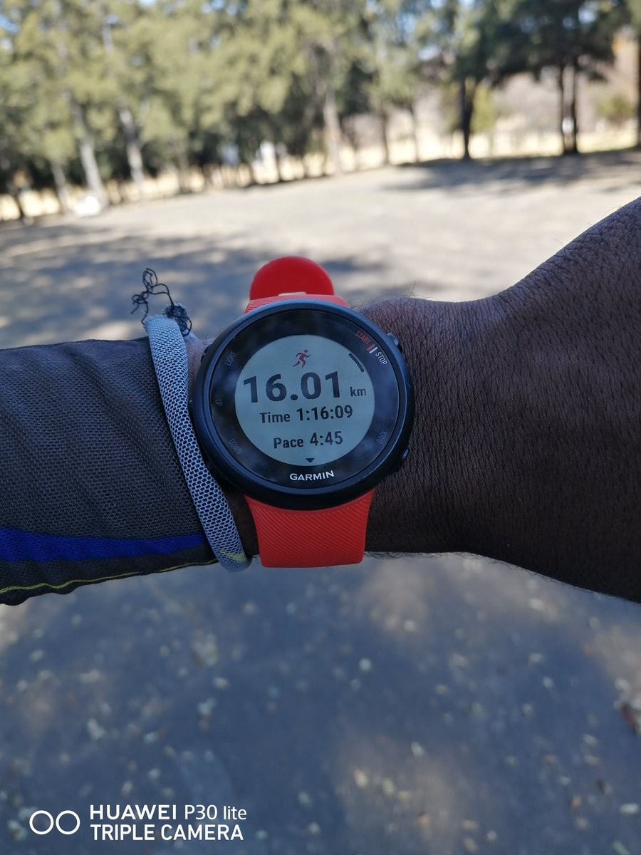 Kay_E2's tweet photo. Morning Run 🏃
#GrassRun
#FetchYourPace
#FetchYourFitness https://t.co/7CdH8rBYq6