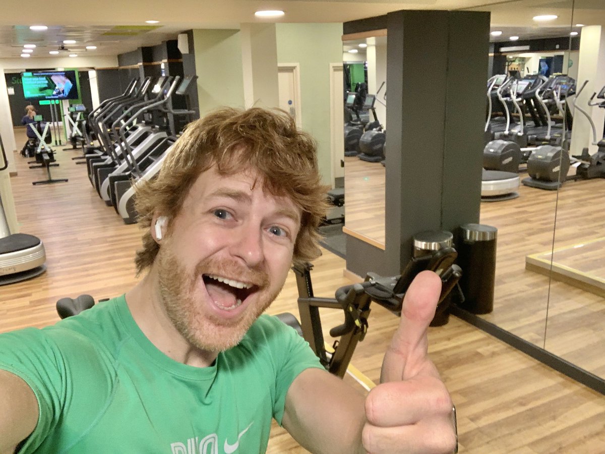 Tomasz Schafernaker tweet media