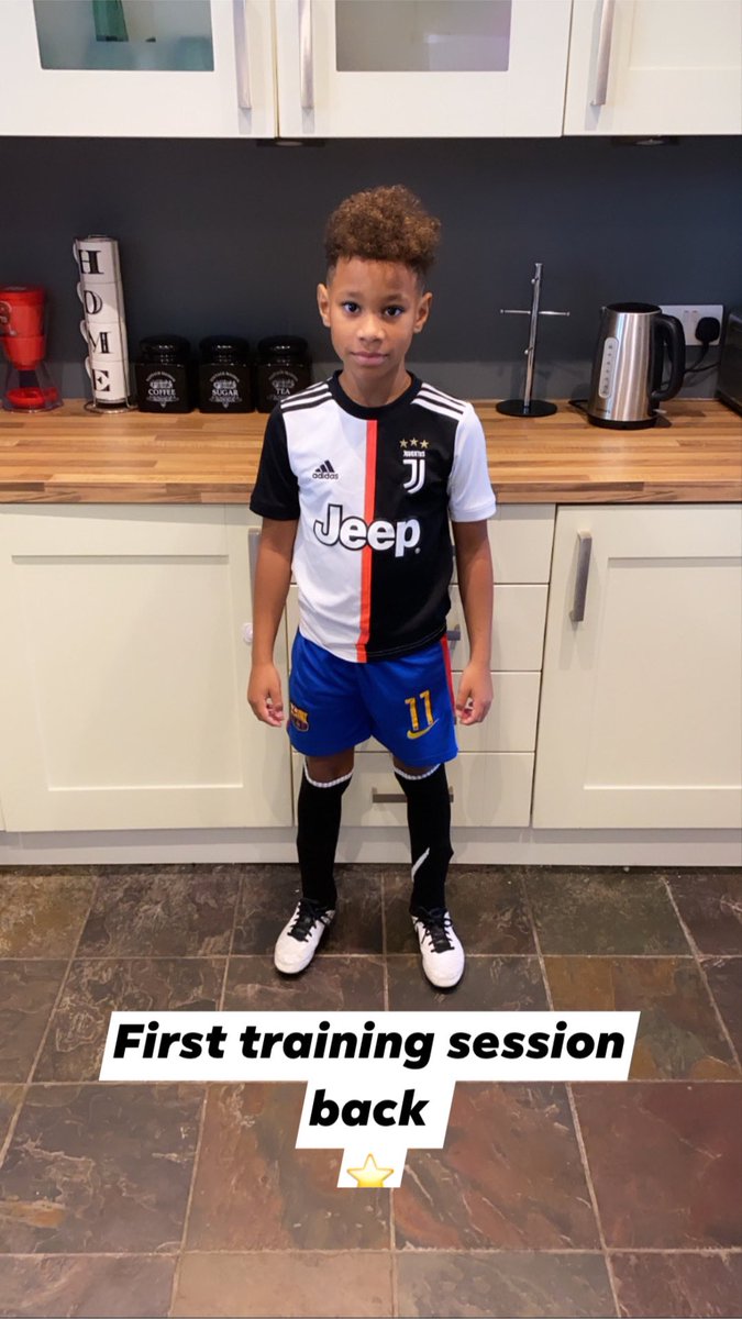 RIOowyamean's tweet photo. First session back! He looks ready &amp; most definitely feeling sharp ⭐️⁣
⁣
#Kaleb #Football #Starbwoy #juventuskit #Ronaldo #Barca #Nike #Fresh #winger #11 #daddysboys https://t.co/SABhKDyHKe