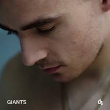 MusicsongsL's tweet photo. @DermotKennedy - Giants🔥🔥 (38-32 = +up6) https://t.co/BNeLPvXWN6