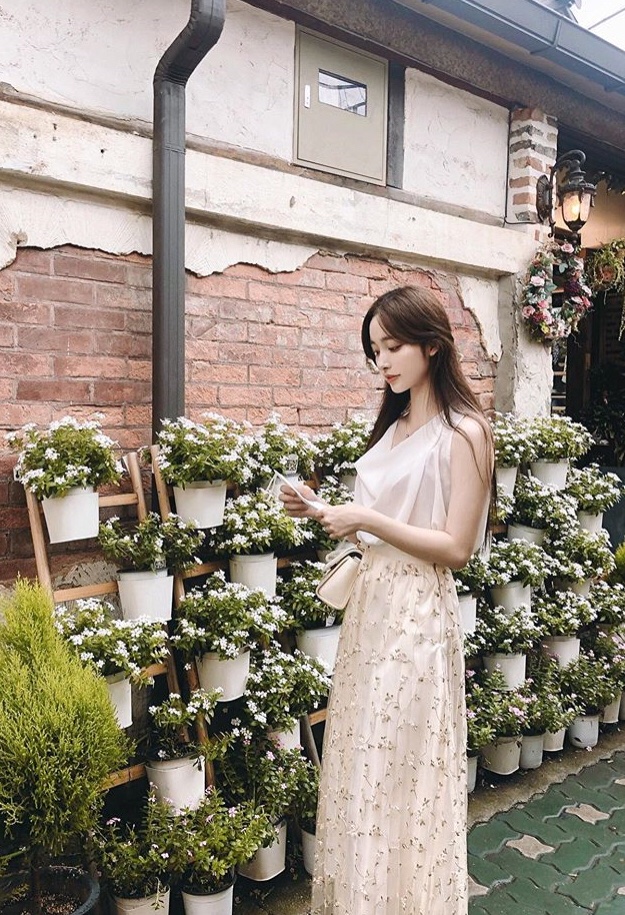 Knhs2_123's tweet photo. 잠깐 비 그쳤을 때 🌱#repost #NaturePhotography #bored https://t.co/1te8s1shZR