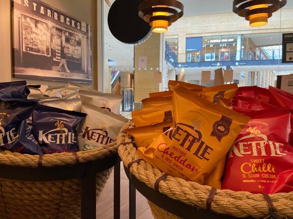 StarbucksGA's tweet photo. Ready for a busy Saturday pop in and see us for a lunch time treat ☕️🧁🥤 https://t.co/tZOmoH4kmz