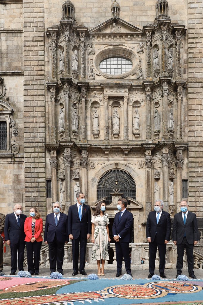 CasaReal's tweet photo. Los Reyes, en Galicia. https://t.co/g0QaP78vXb https://t.co/LTalNS7VoU