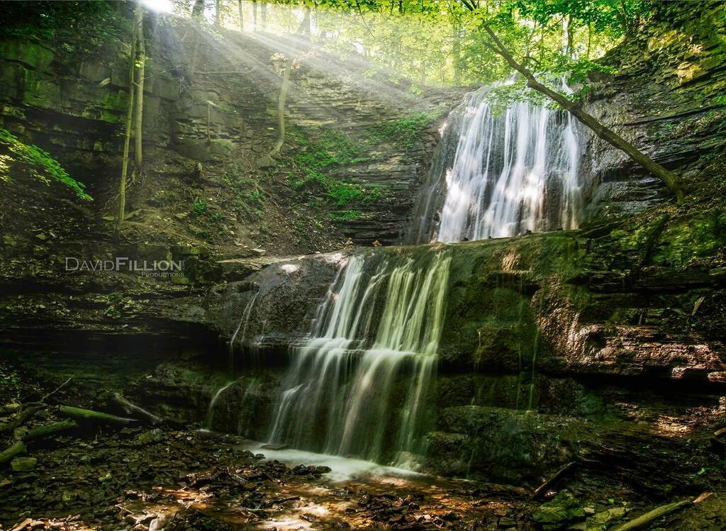 davidfillion's tweet photo. Sherman Falls - Ancaster, Ontario
Last week hike with @remarquablerachelle. Shot on Sony Alpha a99ii with Sigma DG 28-70mm EX
#hamont #hamilton #myhamilton #hamiltontario #ancaster #shermanfalls #brucetrail #brucetrailhiking #waterfallsofinstagram #wโฆ https://t.co/0vQhpIIXvJ https://t.co/br7CDkxiga