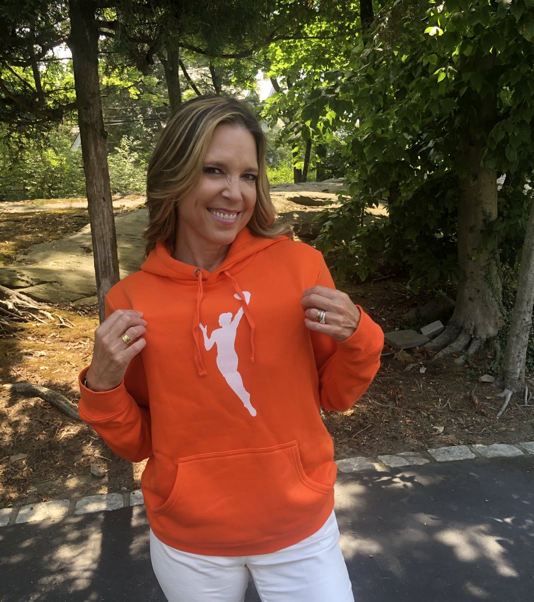 HannahStormESPN's tweet image. Can’t wait for the @WNBA season to tip off at noon on @espn ! #orangehoodie #initforgood