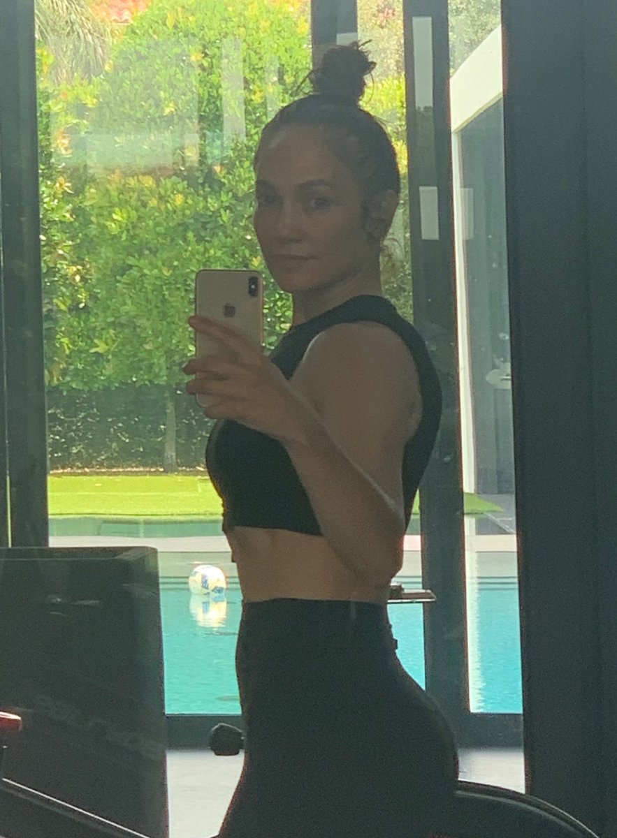 jlo tweet media